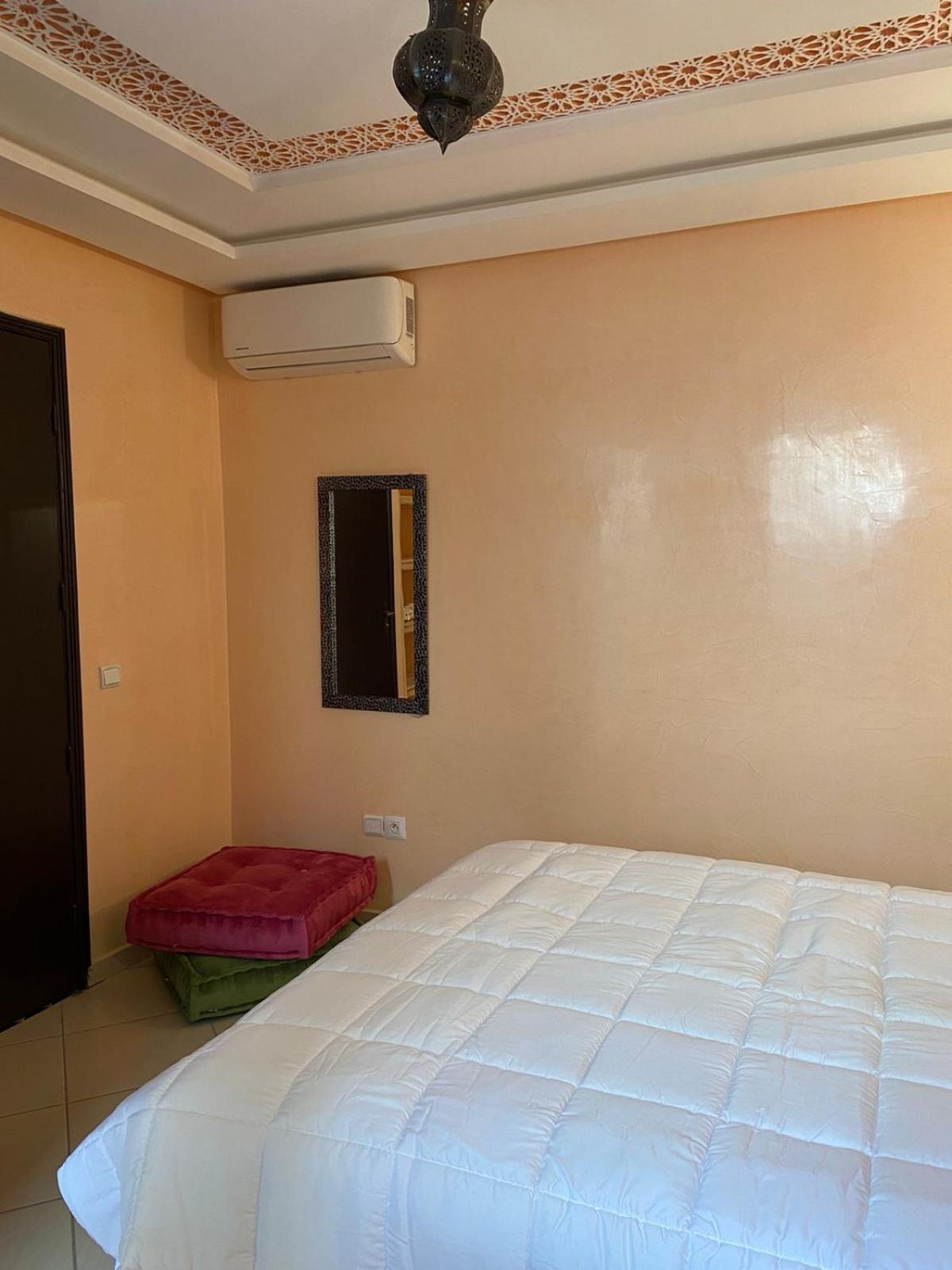 Private Riad 3Ch Salon, Terrasse Avec Jacuzzi , A Jemaa El Fna Marrákes Kültér fotó